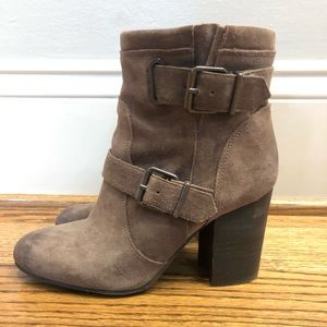 VC - Simlee Suede Booties